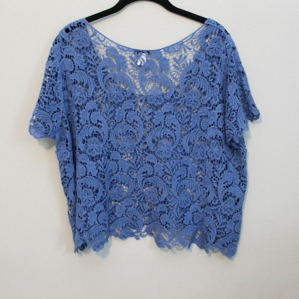 Torrid Crochet Lace Sheer Scalloped Crop Top Blue Plus Size 1X H10777 - Picture 5 of 7